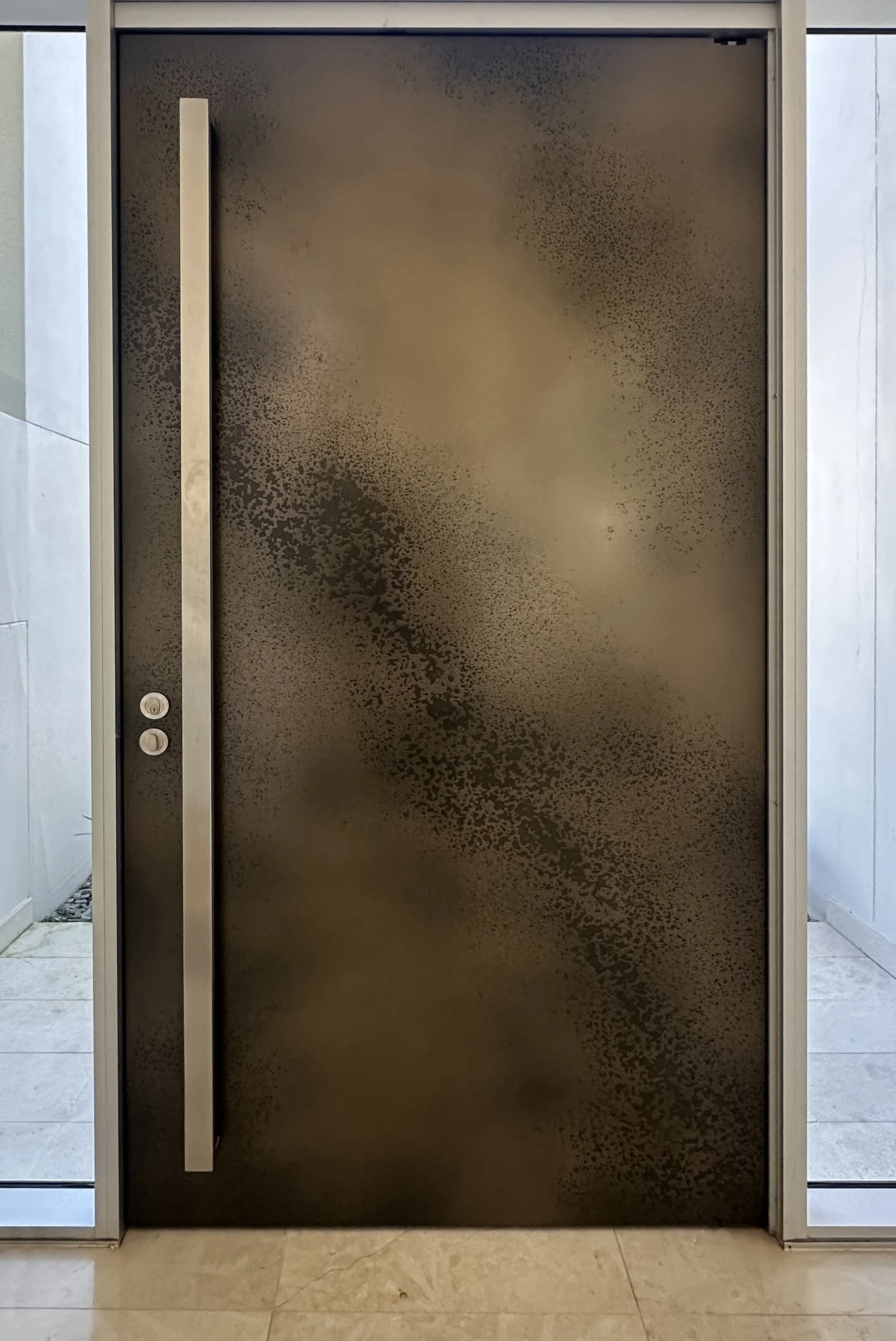 Nickel Mercury Black Florentine
