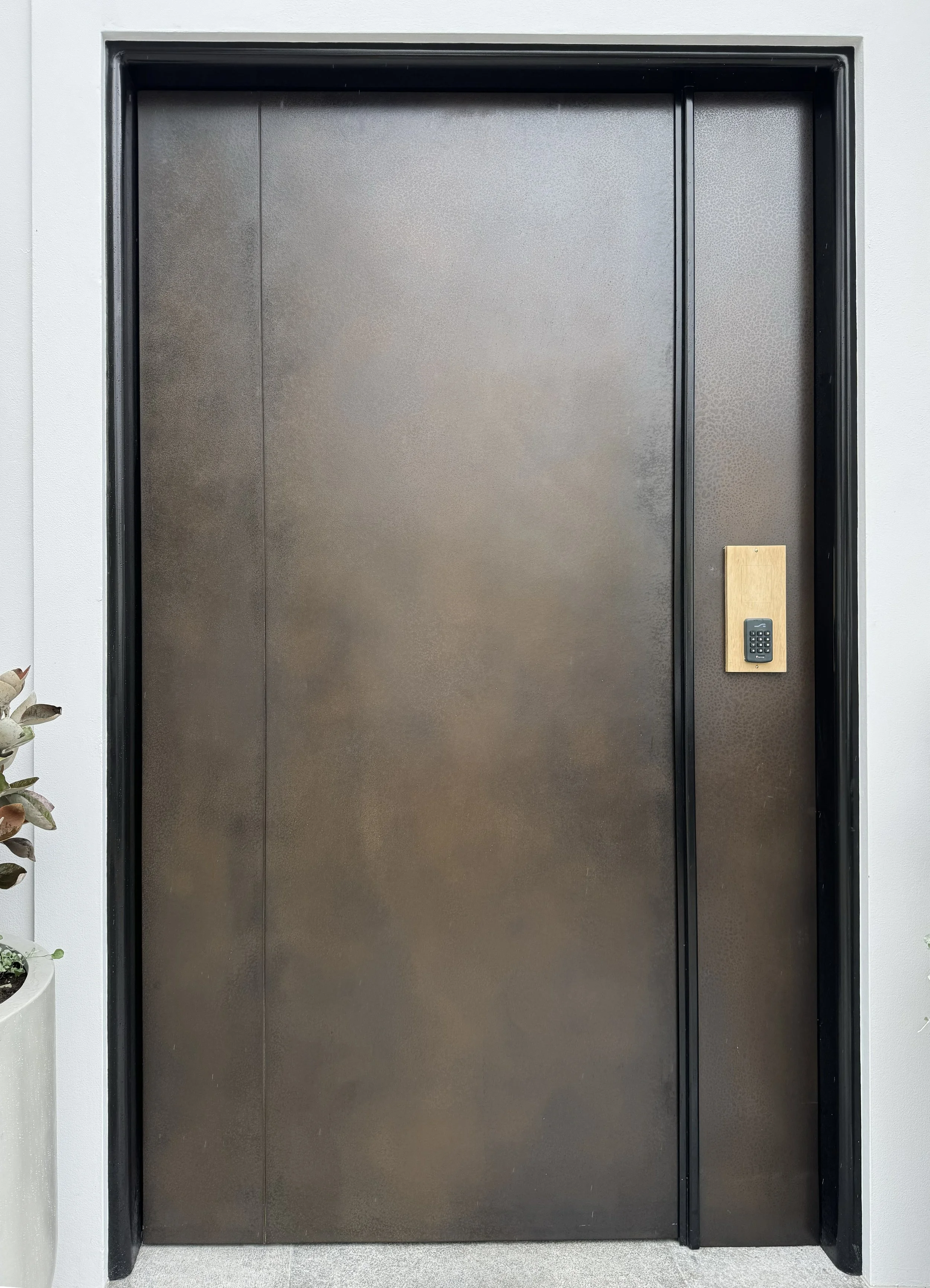 Bronze Florentine Lunar