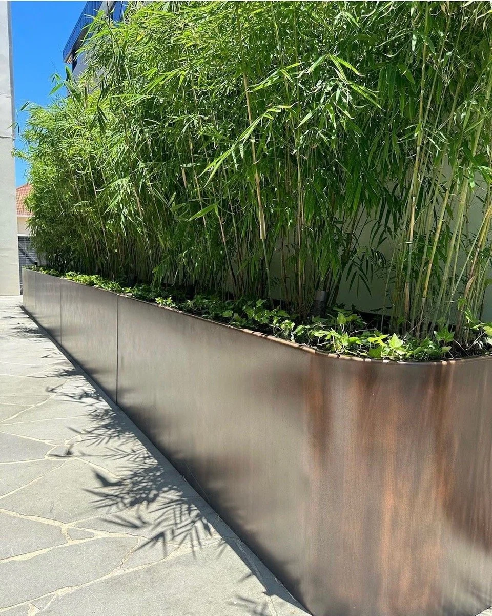 Planter Bondi Copper Black Florentine LInish