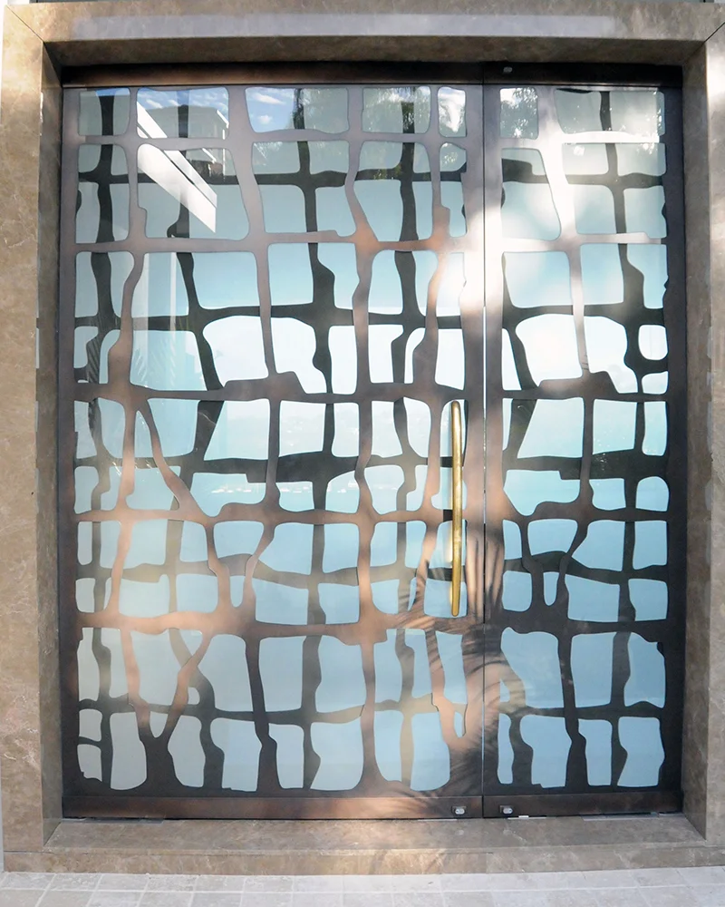 Seaweed Glass LINK Door in Treasury Bronze Pseudo Smooth Pearl Patina