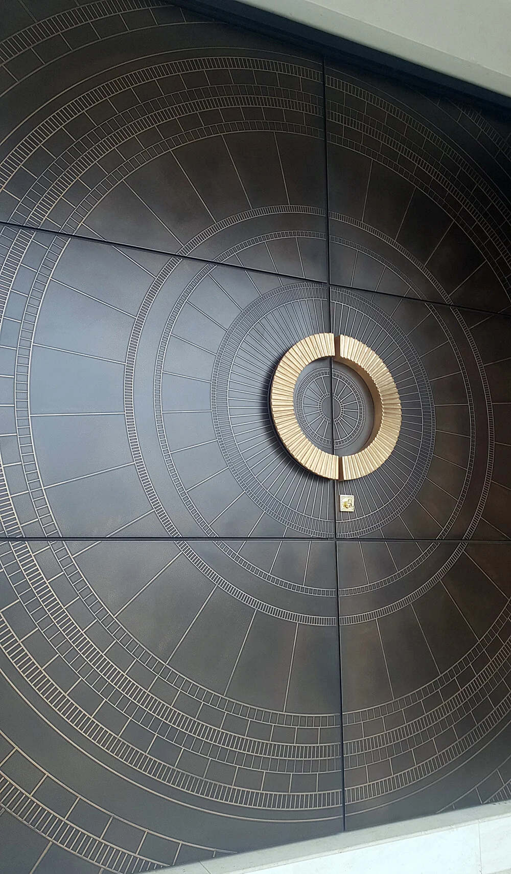 3D Concentric Design | Gold Bronze Black Florentine